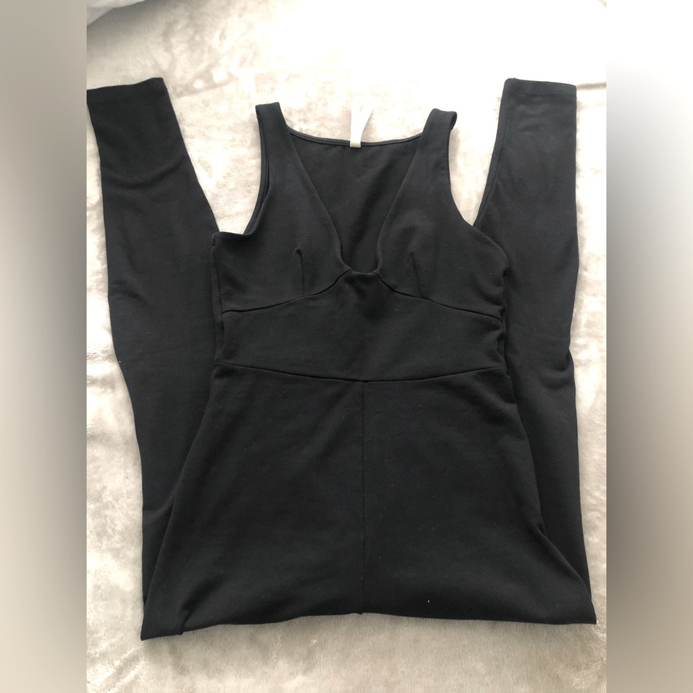 Aritzia The Group Babaton Soft Contour Jumpsuit